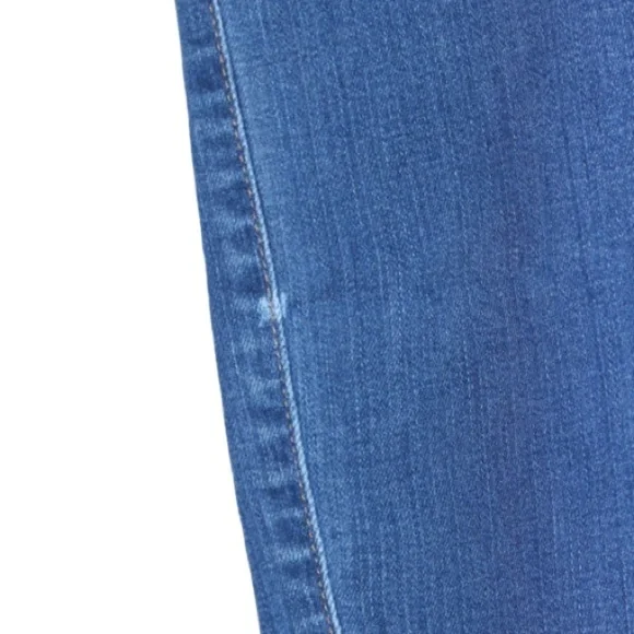 Madewell 9" Mid-Rise Skinny Jeans in Patty Wash - Picture 8 of 11